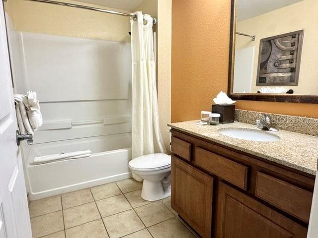 Condo - Hotel at 12538 FLORIDAYS RESORT DR #603C, ORLANDO, photo 17 of 24