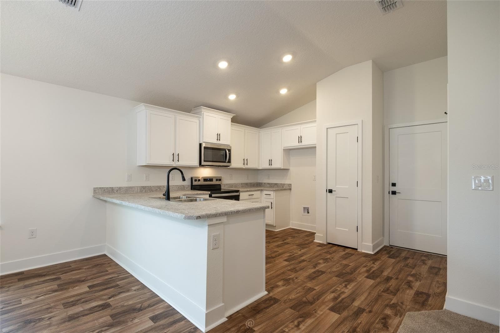 Single Family Residence at 46 RUSSELL DRIVE, PALM COAST, photo 2 of 21