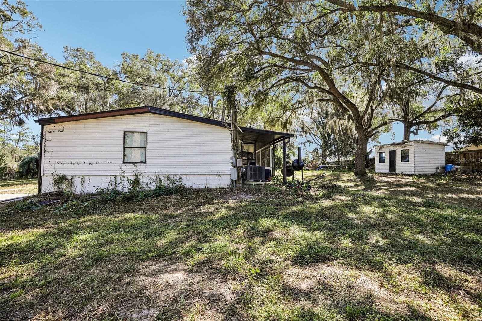Manufactured Home at 14100 S US HIGHWAY 301, SUMMERFIELD, photo 39 of 44