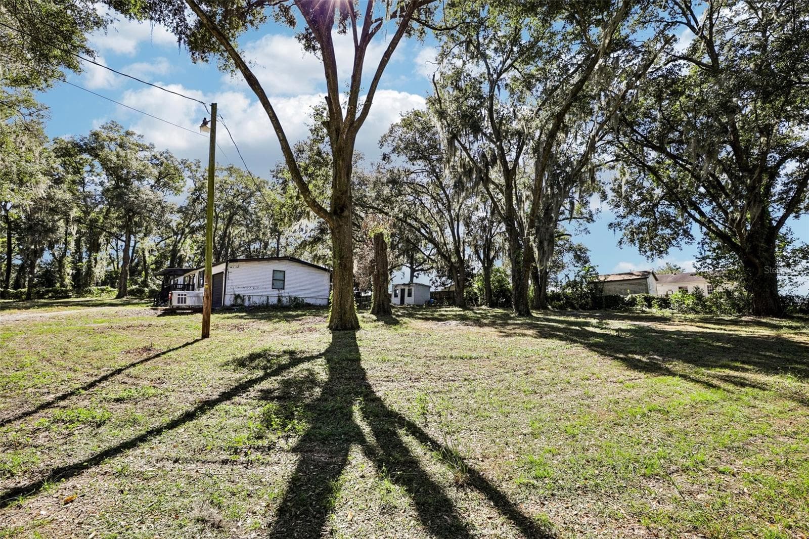 Manufactured Home at 14100 S US HIGHWAY 301, SUMMERFIELD, photo 44 of 44