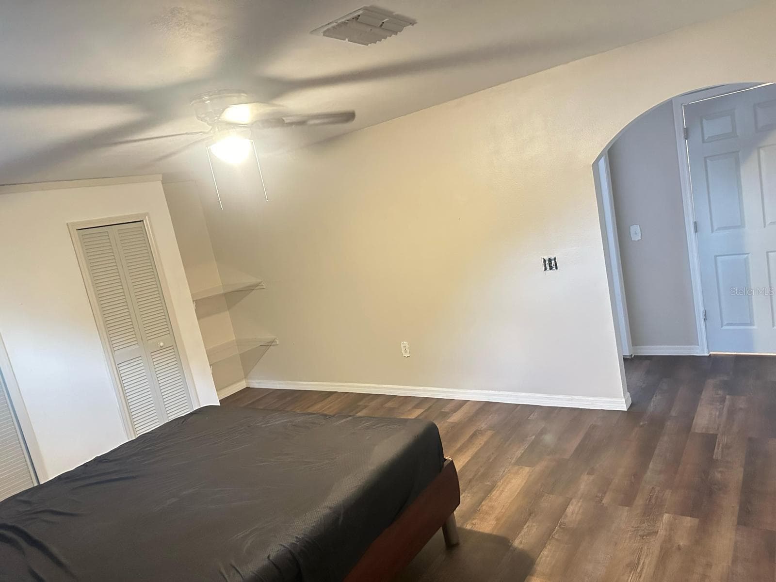 Single Family Residence at 301 ALEGRIANO CT, KISSIMMEE, photo 10 of 23
