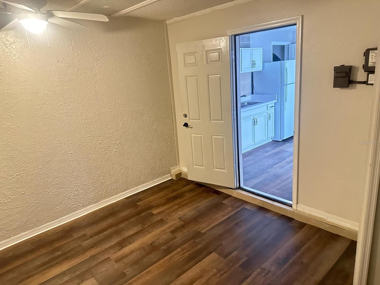 Single Family Residence at 301 ALEGRIANO CT, KISSIMMEE, photo 16 of 23