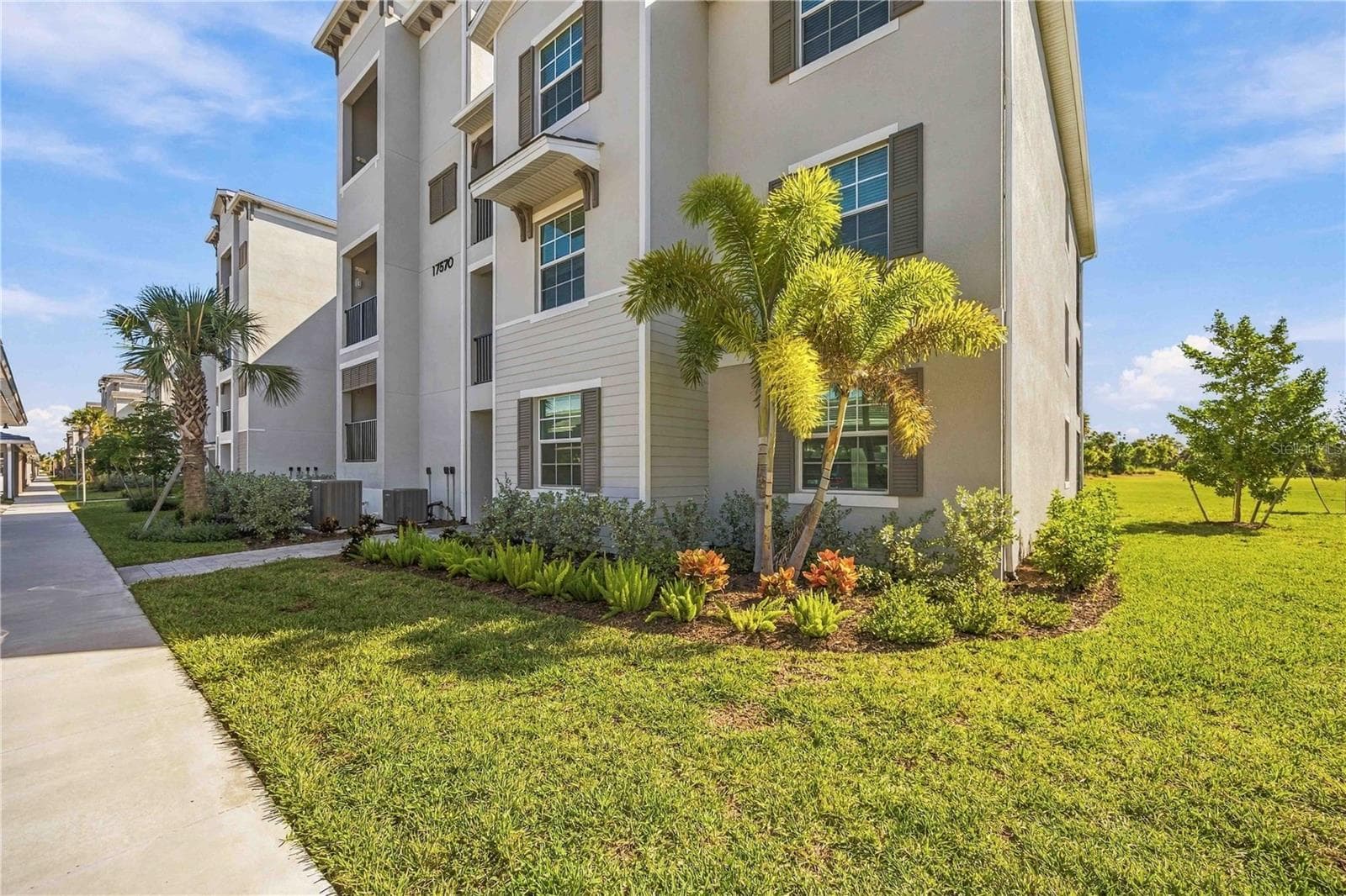 17570 OPAL SAND DR #106
