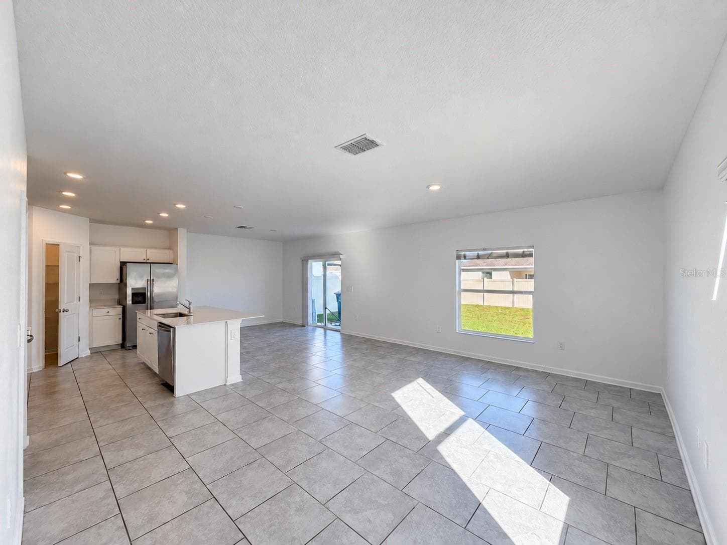 Single Family Residence at 441 SANDBAR LN, HAINES CITY, photo 5 of 36