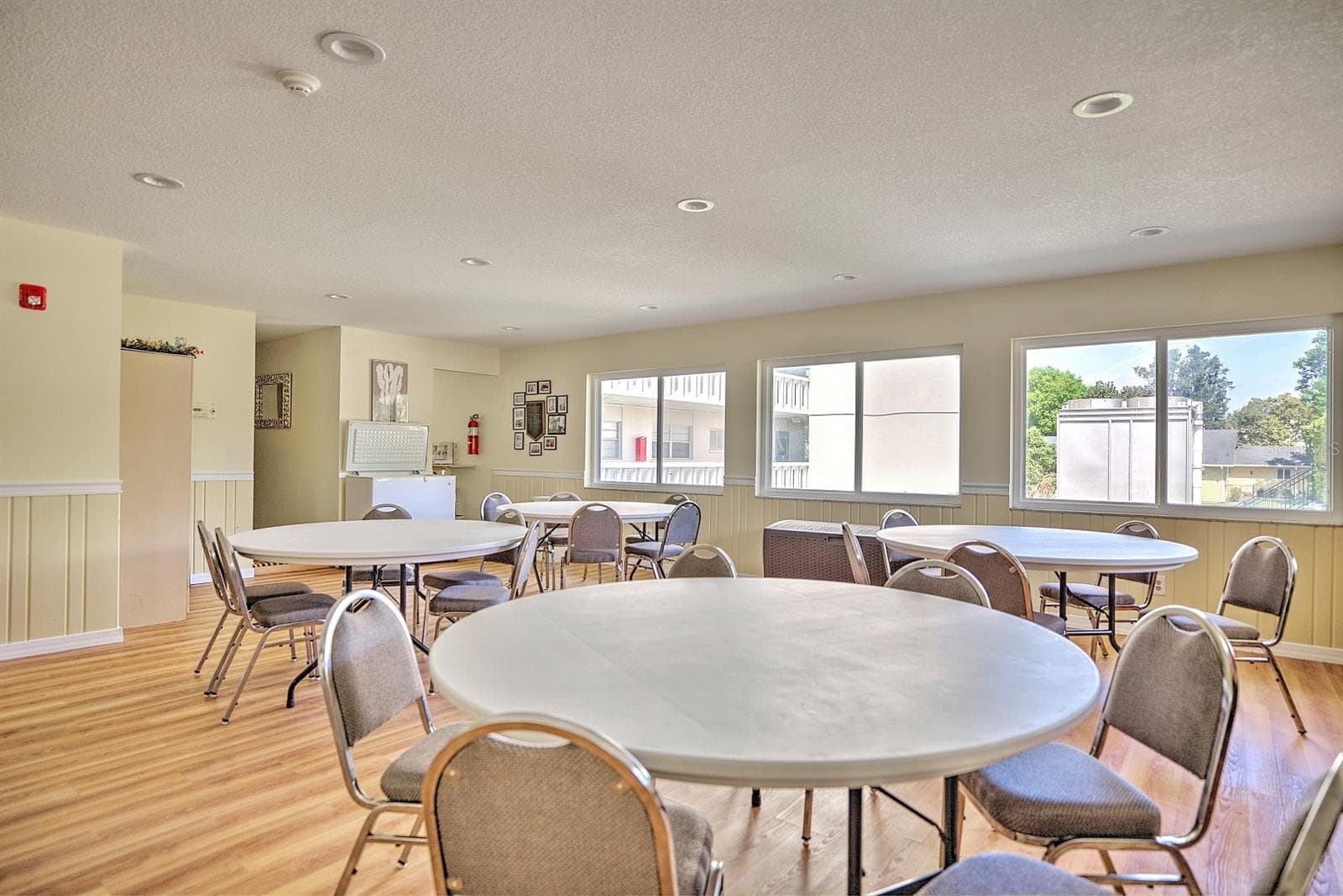Condominium at 2131 LAKEVIEW DR #500, SEBRING, photo 50 of 52