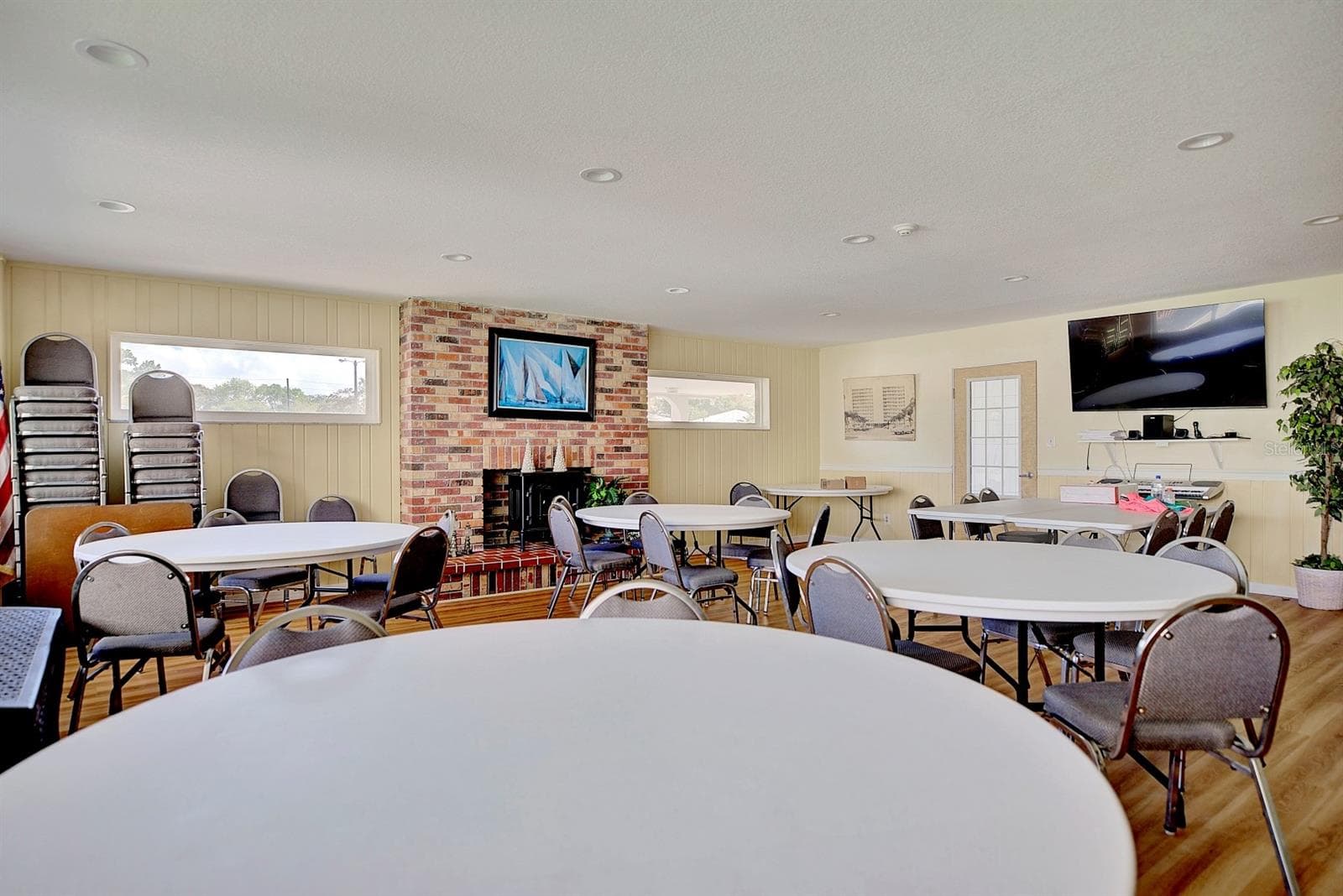 Condominium at 2131 LAKEVIEW DR #500, SEBRING, photo 51 of 52