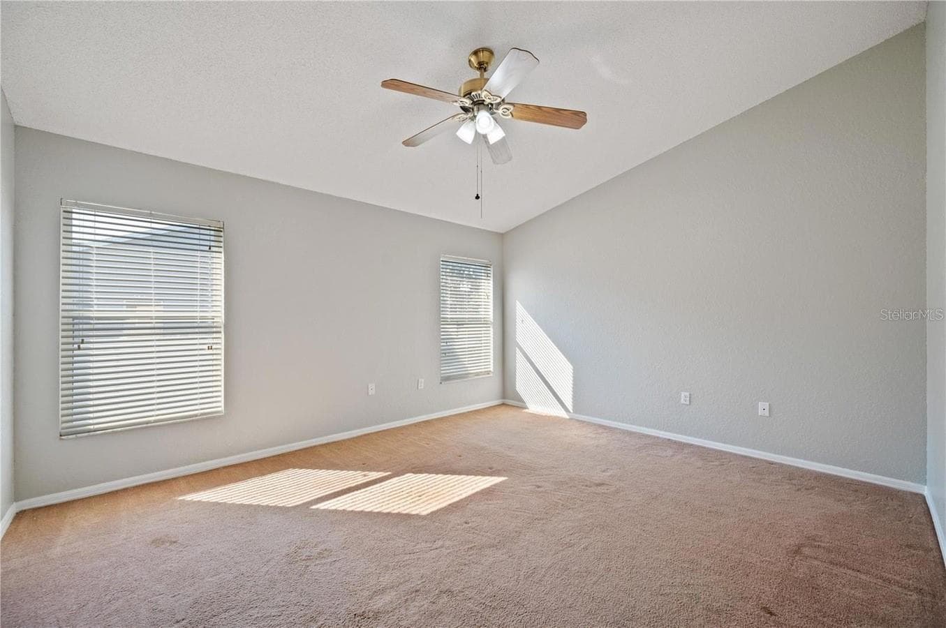 Primary bedroom suite. - 2671 PINE BRUSH DR, LAKELAND