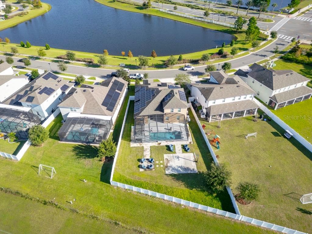 Single Family Residence at 9560 LAUNCH POINT RD, ORLANDO, photo 4 of 49