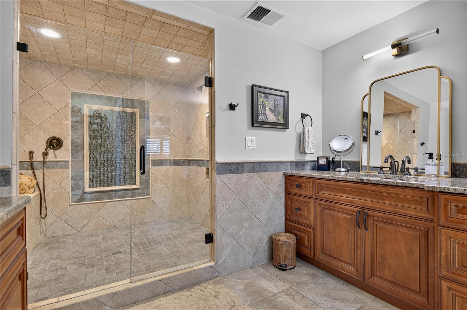 Single Family Residence at 779 ISLAND WAY, CLEARWATER, photo 17 of 81