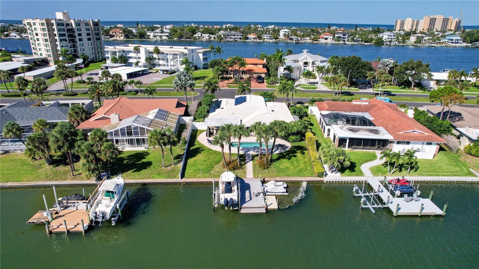 Single Family Residence at 779 ISLAND WAY, CLEARWATER, photo 68 of 81