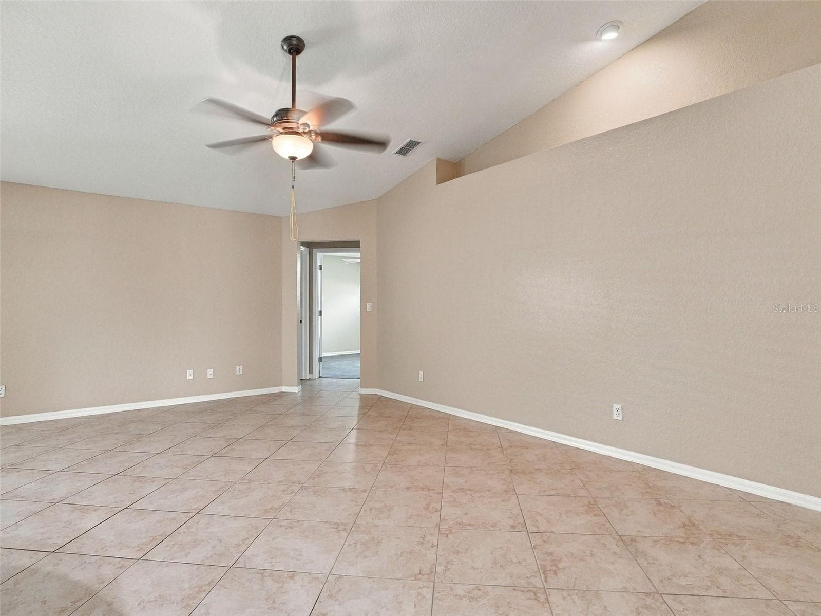 Single Family Residence at 8175 WINDING OAK LN, SPRING HILL, photo 22 of 58