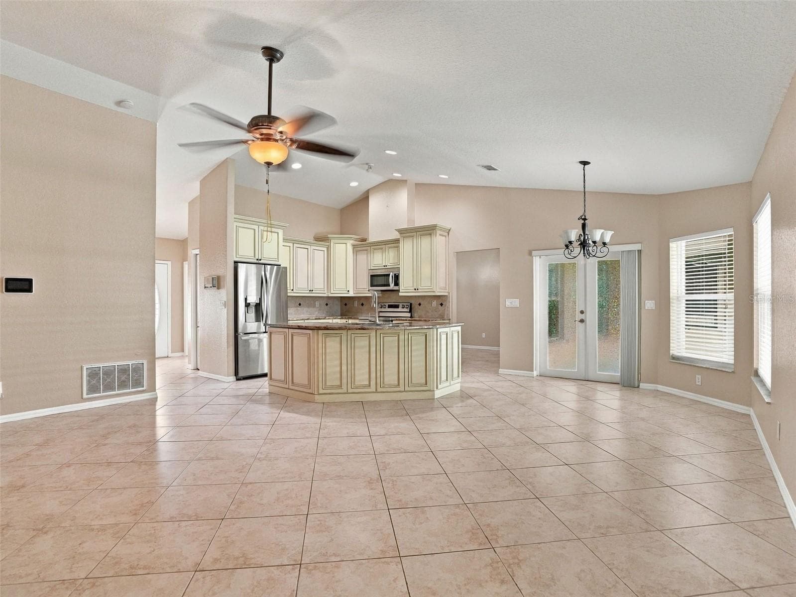 Single Family Residence at 8175 WINDING OAK LN, SPRING HILL, photo 26 of 58
