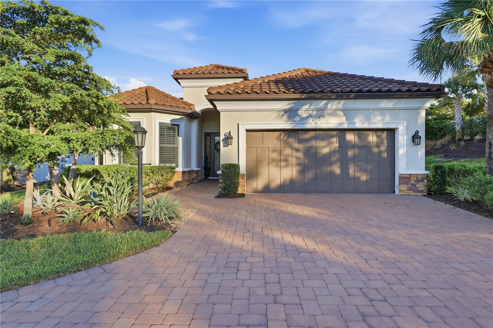 Single Family Residence at 4735 CASSIO CT, BRADENTON, photo 2 of 29