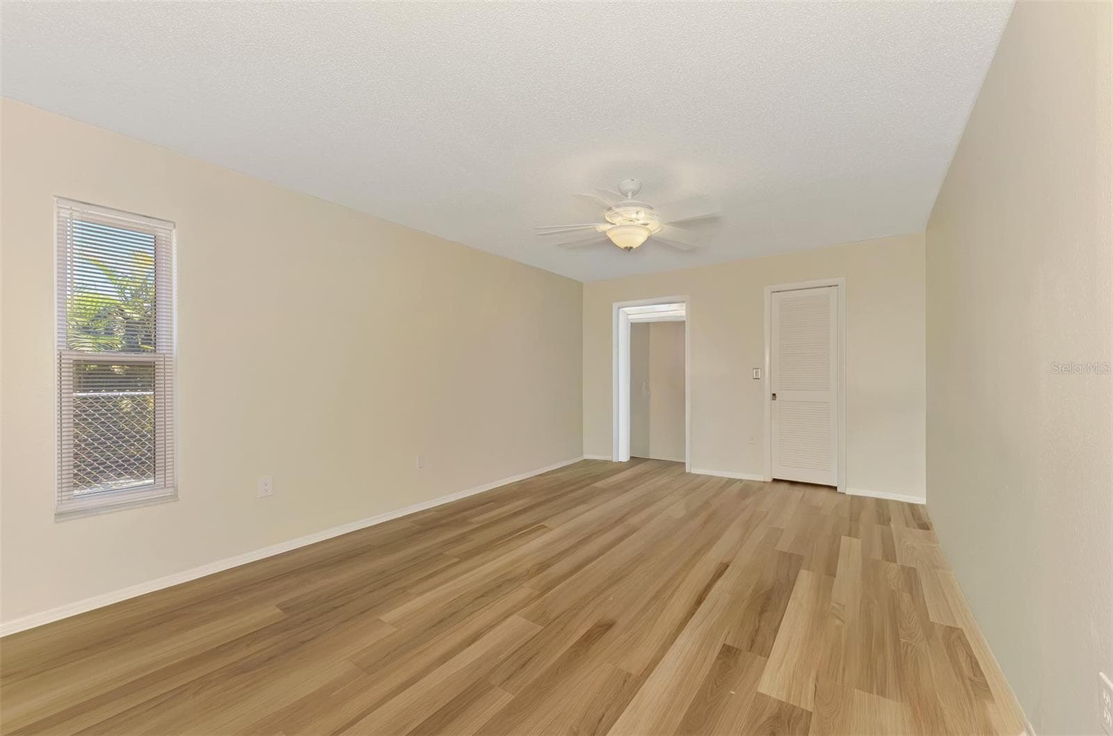 Single Family Residence at 432 EDGEWOOD RD, VENICE, photo 26 of 52