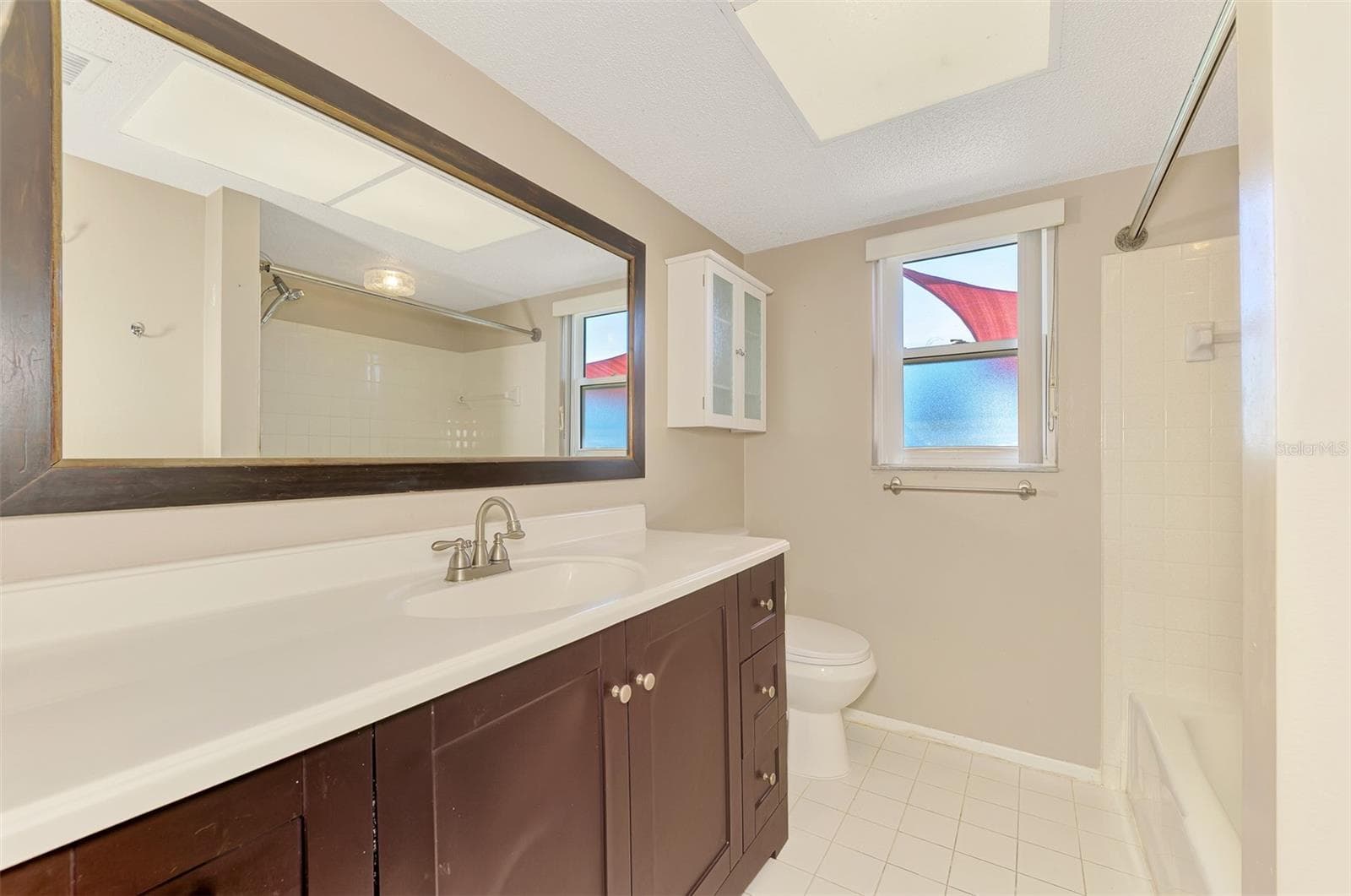 Single Family Residence at 432 EDGEWOOD RD, VENICE, photo 28 of 52