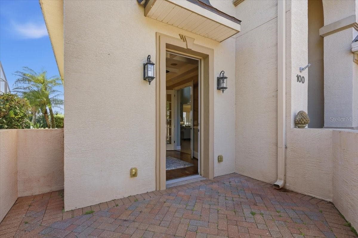Single Family Residence at 100 EMERALD LAKE DR, PALM COAST, photo 9 of 93
