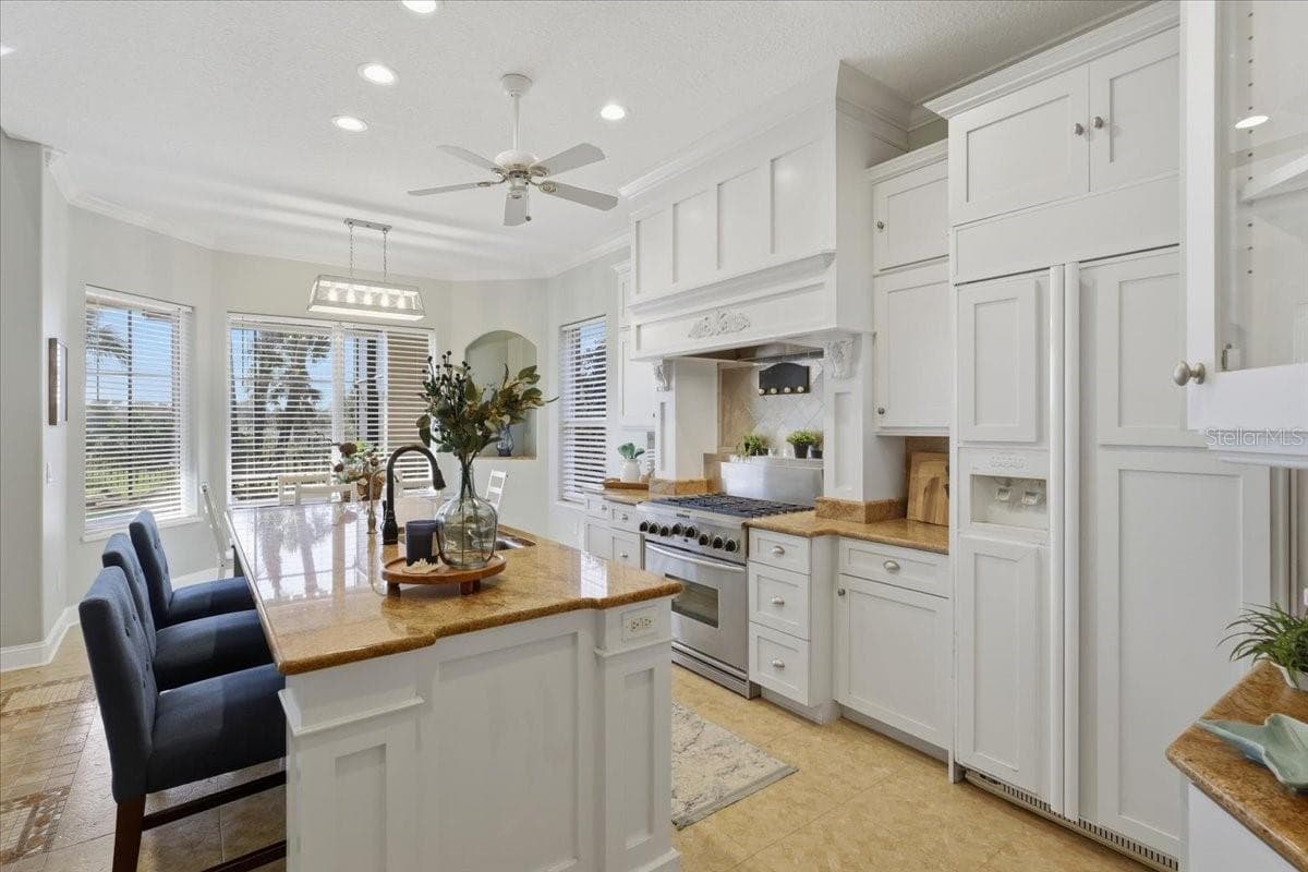 Single Family Residence at 100 EMERALD LAKE DR, PALM COAST, photo 25 of 93