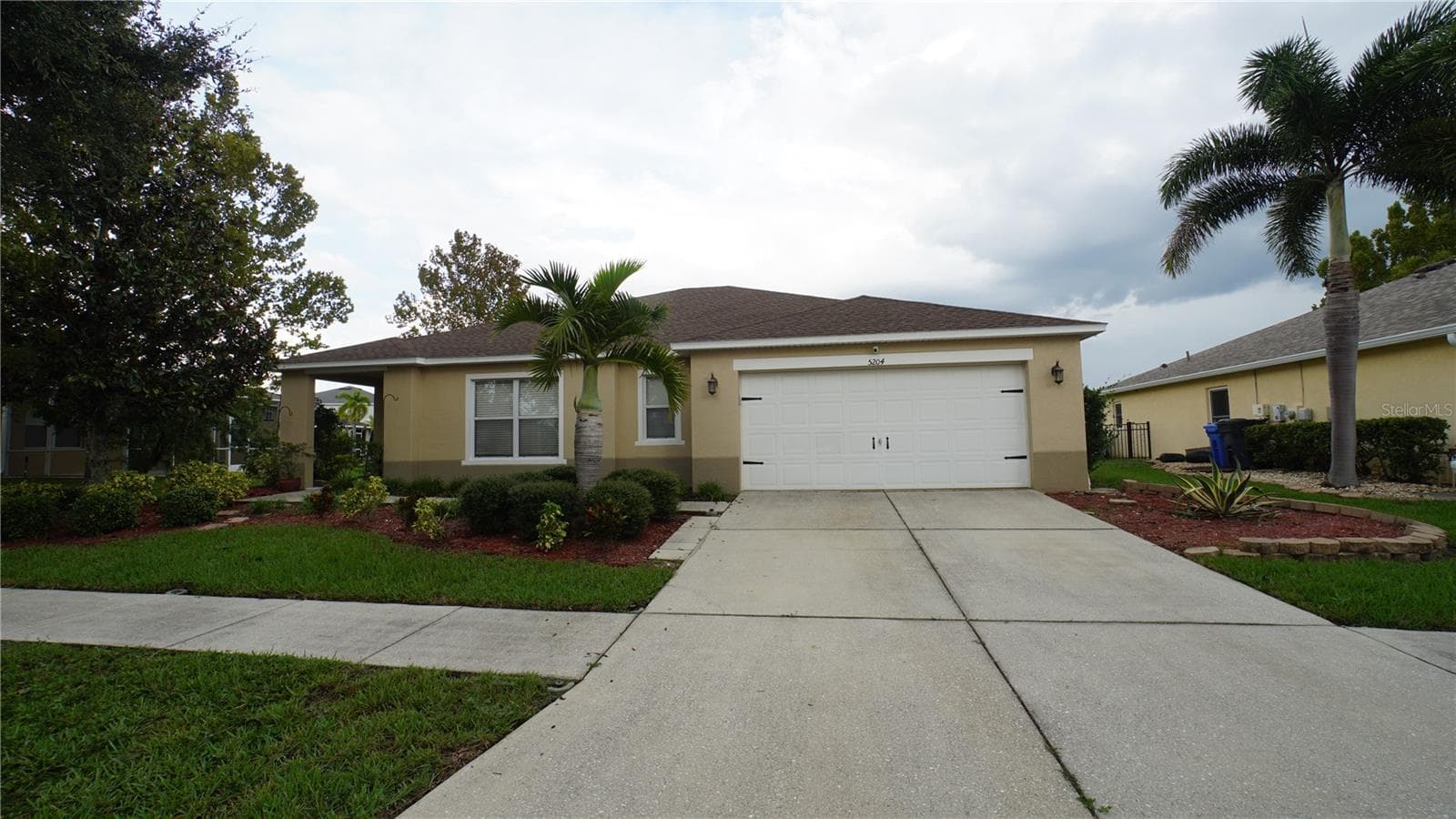 Single Family Residence at 5204 MOON SHELL DR, APOLLO BEACH, photo 2 of 23