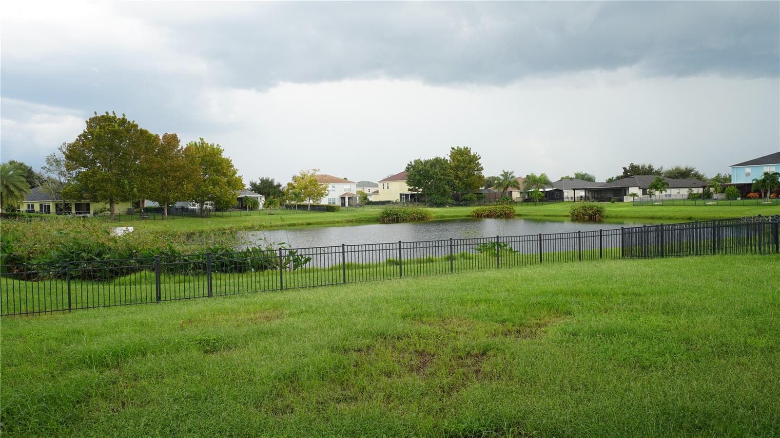 Single Family Residence at 5204 MOON SHELL DR, APOLLO BEACH, photo 4 of 23