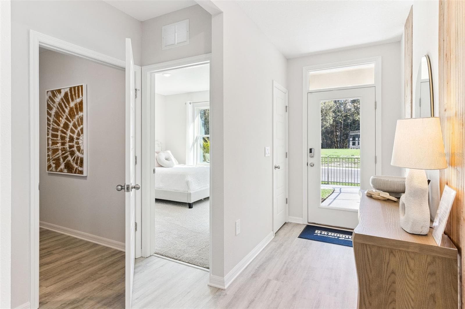Single Family Residence at 1893 GRANDIOSE DR, LAKE HAMILTON, photo 2 of 30