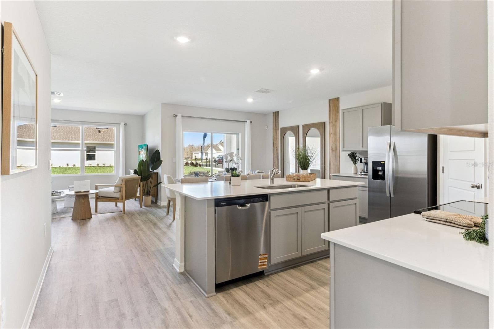 Single Family Residence at 1893 GRANDIOSE DR, LAKE HAMILTON, photo 11 of 30