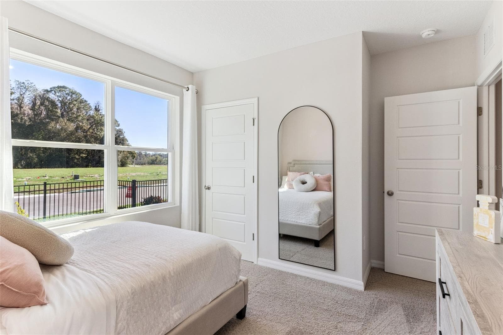 Single Family Residence at 1893 GRANDIOSE DR, LAKE HAMILTON, photo 22 of 30