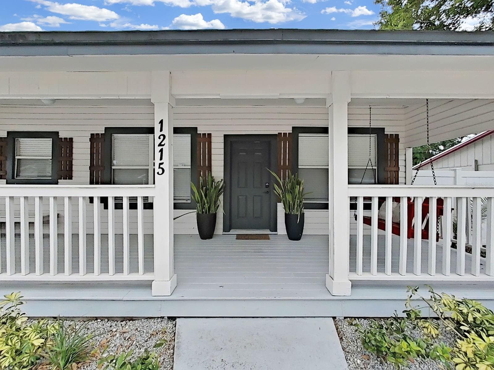 Single Family Residence at 1215 E CURTIS ST, TAMPA, photo 4 of 34