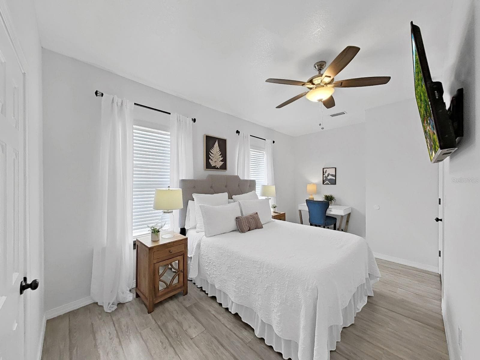 Single Family Residence at 1215 E CURTIS ST, TAMPA, photo 11 of 34