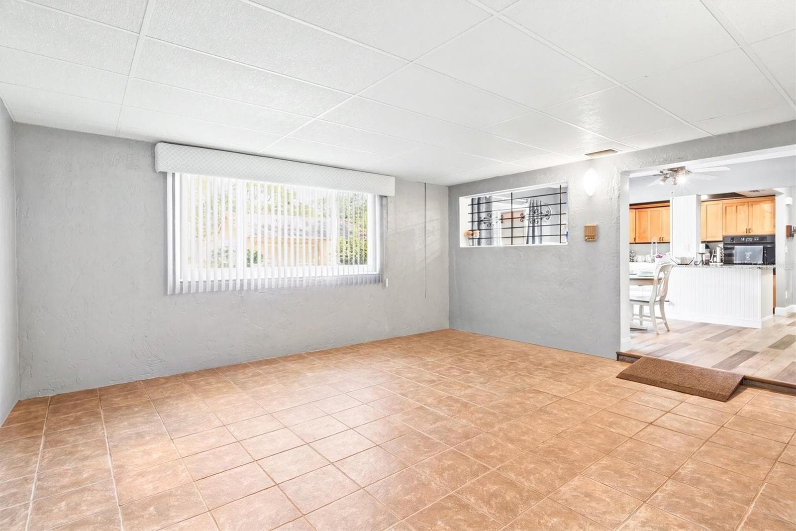 Family Room - Ceramic Tile Flooring - 273 MARIPOSA ST, WINTER HAVEN