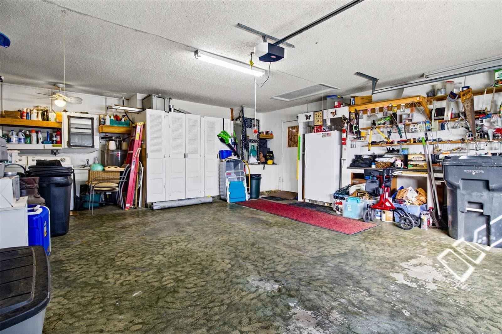 Garage - Washer and Dryer will stay! - 273 MARIPOSA ST, WINTER HAVEN