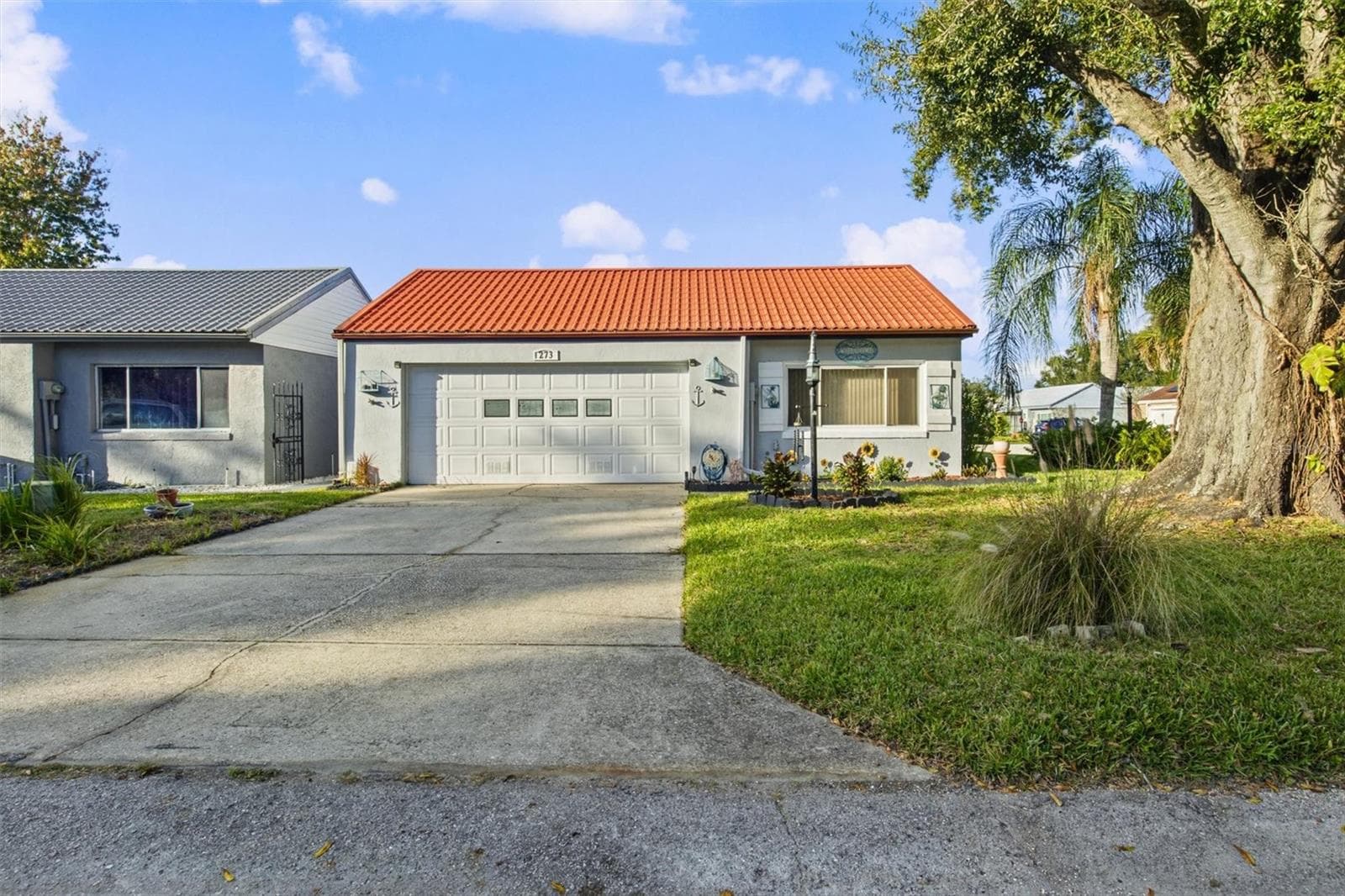 Front Exterior - Corner Lot Location - 273 MARIPOSA ST, WINTER HAVEN