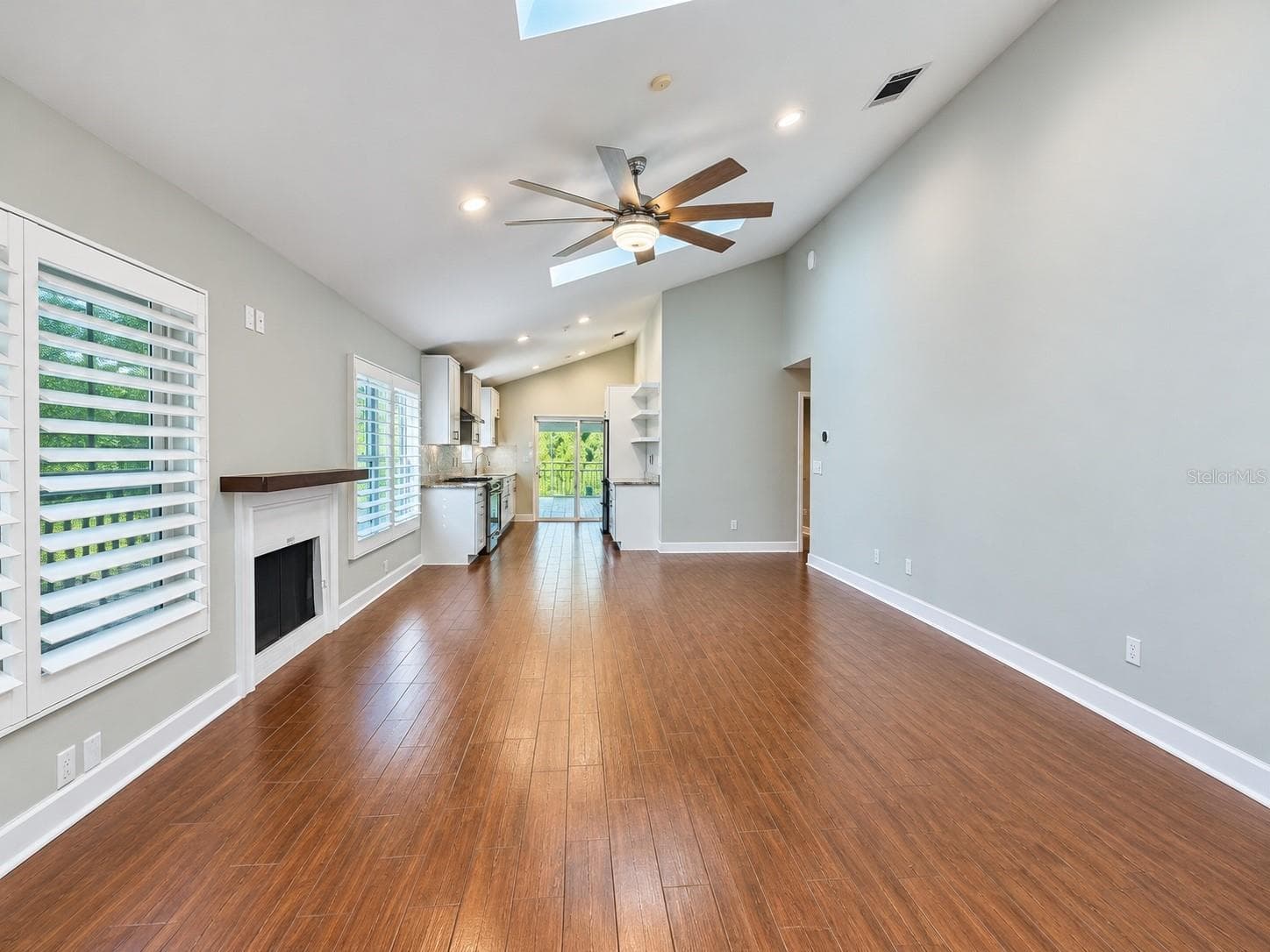 Single Family Residence at 884 N LAKE STERLING CT, CASSELBERRY, photo 8 of 52