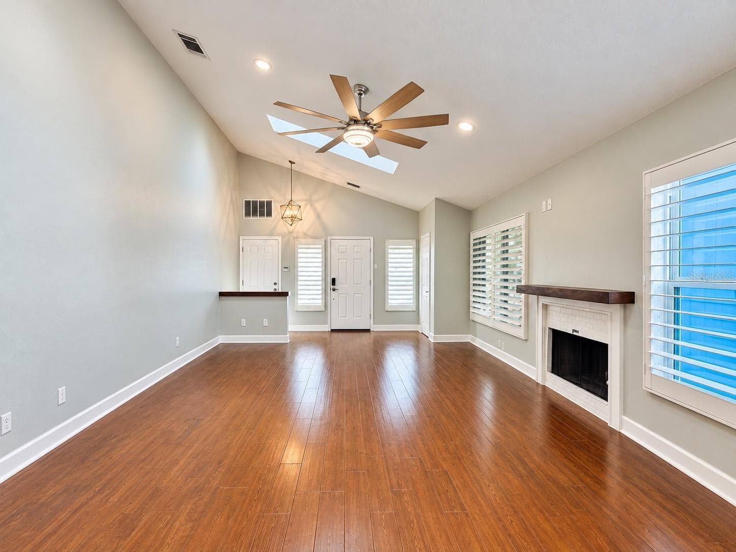 Single Family Residence at 884 N LAKE STERLING CT, CASSELBERRY, photo 9 of 52