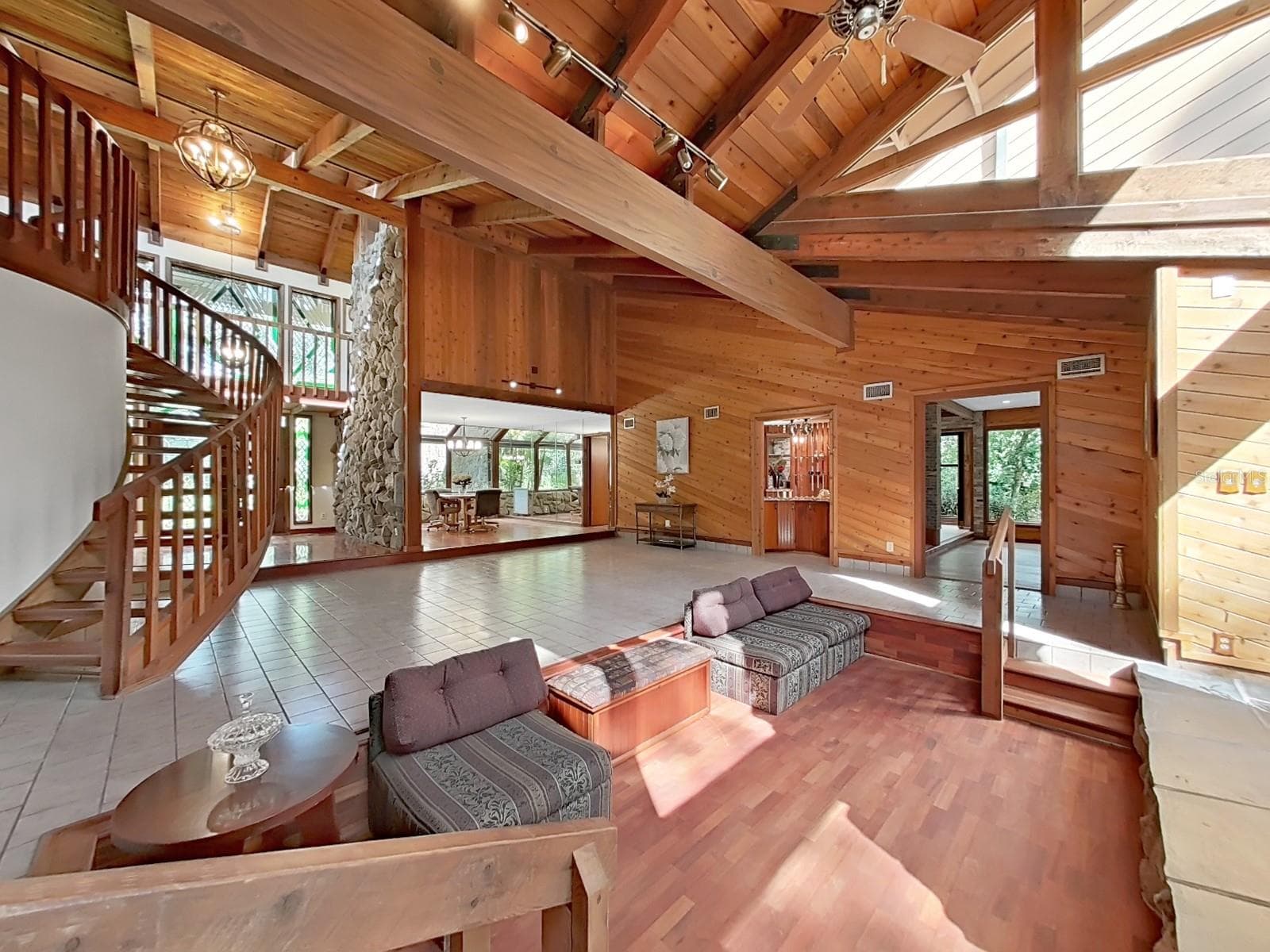 Single Family Residence at 3055 OAK CREEK DR N, CLEARWATER, photo 9 of 58