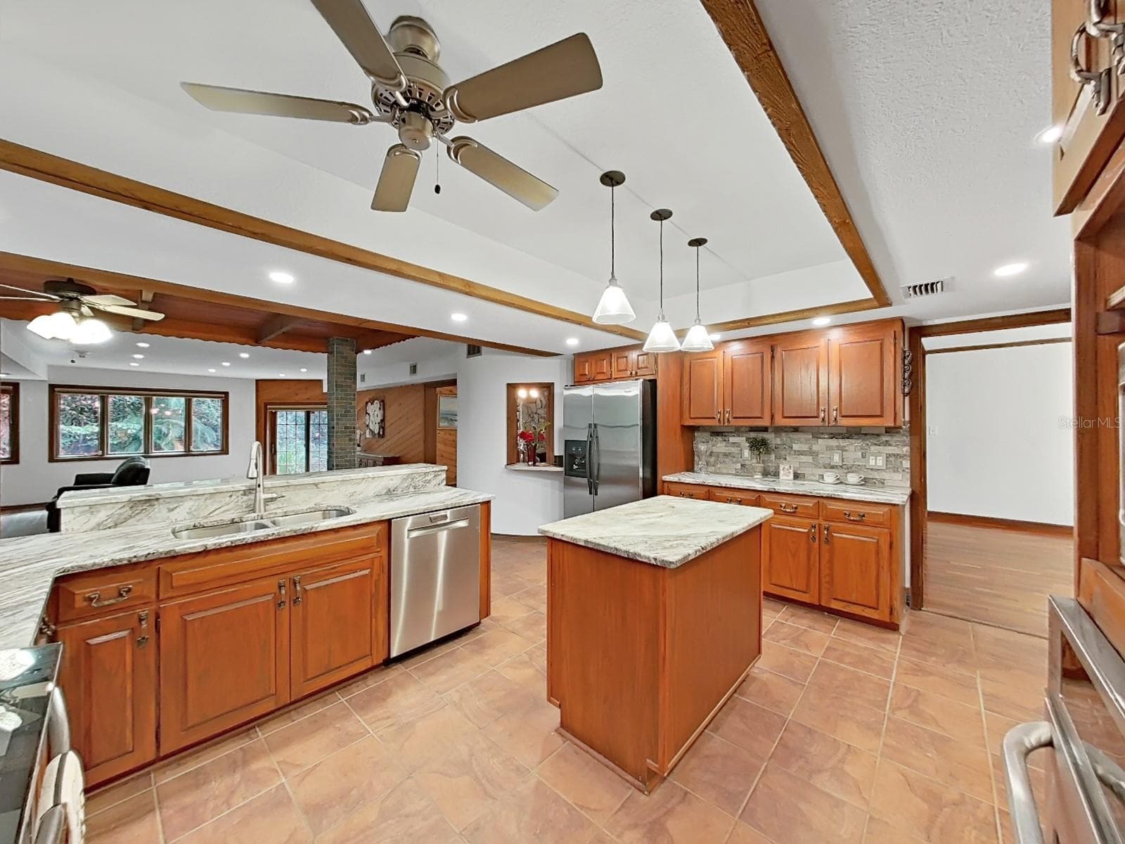 Single Family Residence at 3055 OAK CREEK DR N, CLEARWATER, photo 13 of 58