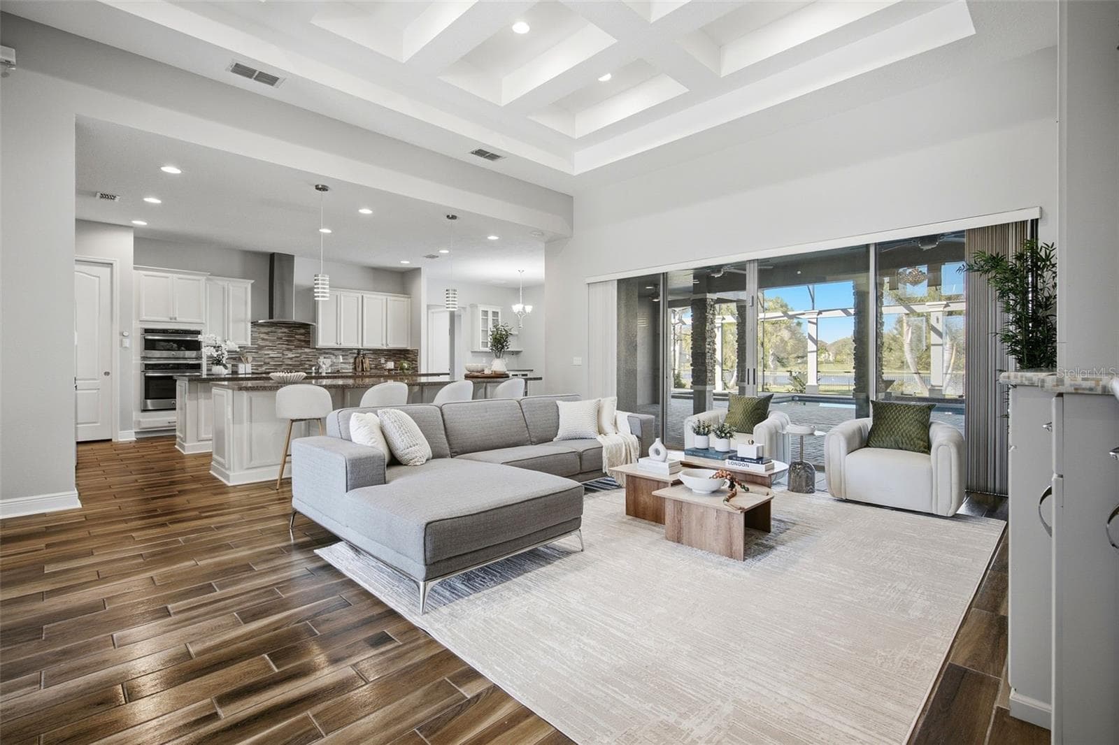 Single Family Residence at 14656 PYLON CT, WINTER GARDEN, photo 14 of 66