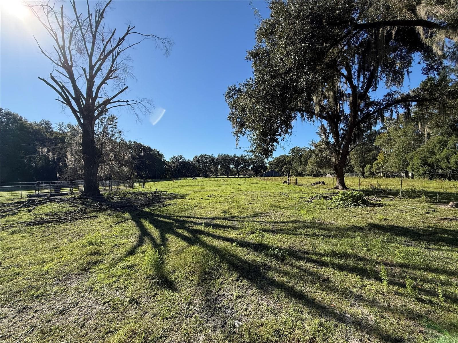 Single Family Residence at 7615 CHASE RD, LAKELAND, photo 16 of 17
