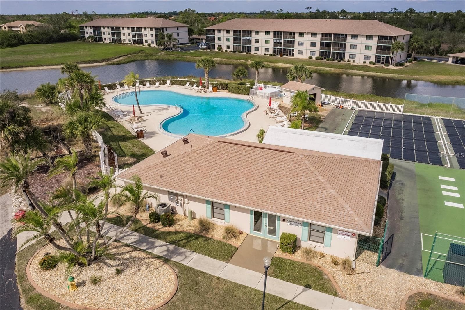 Condominium at 175 KINGS HWY #324, PUNTA GORDA, photo 3 of 47