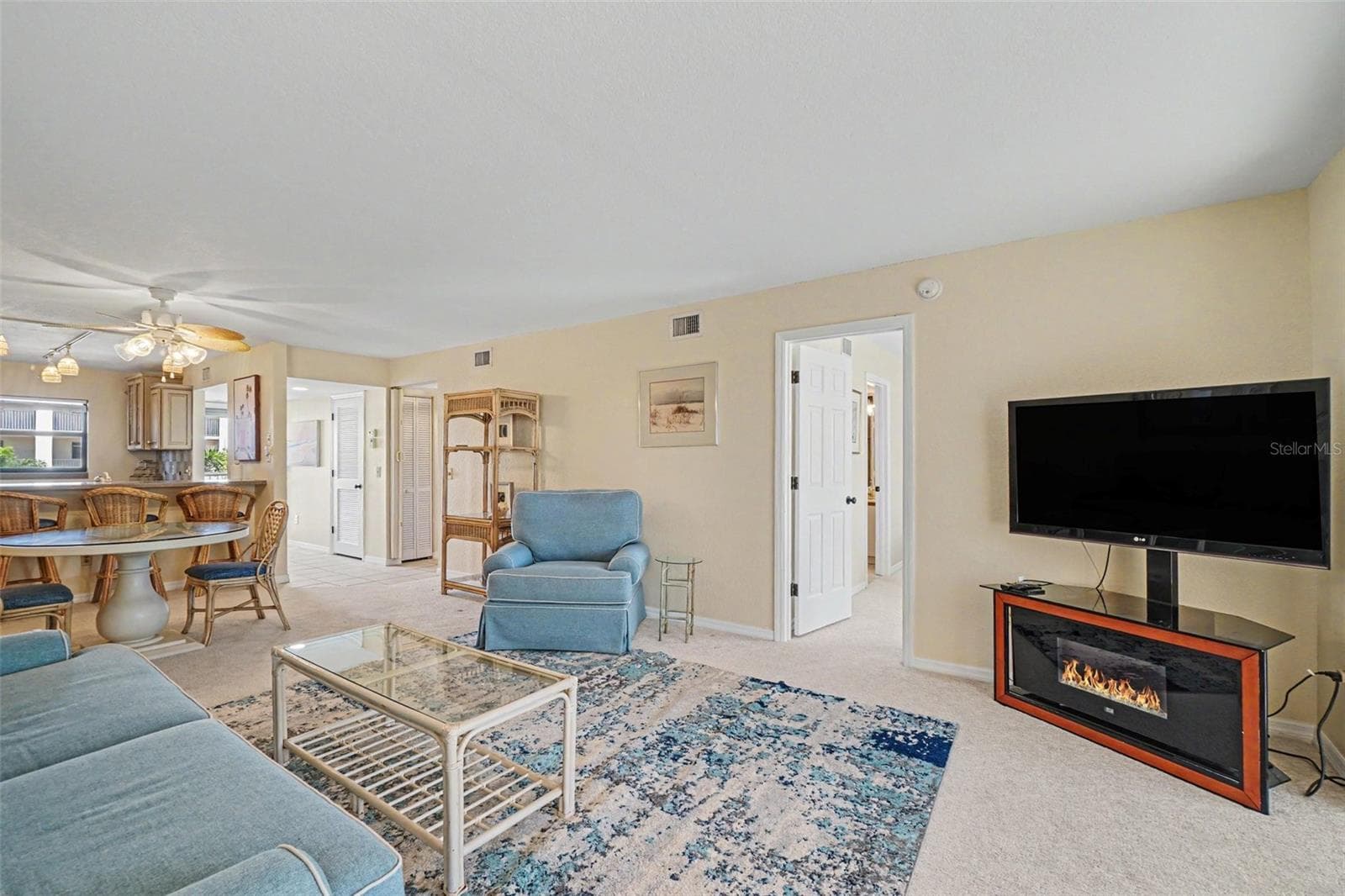 Condominium at 175 KINGS HWY #324, PUNTA GORDA, photo 7 of 47
