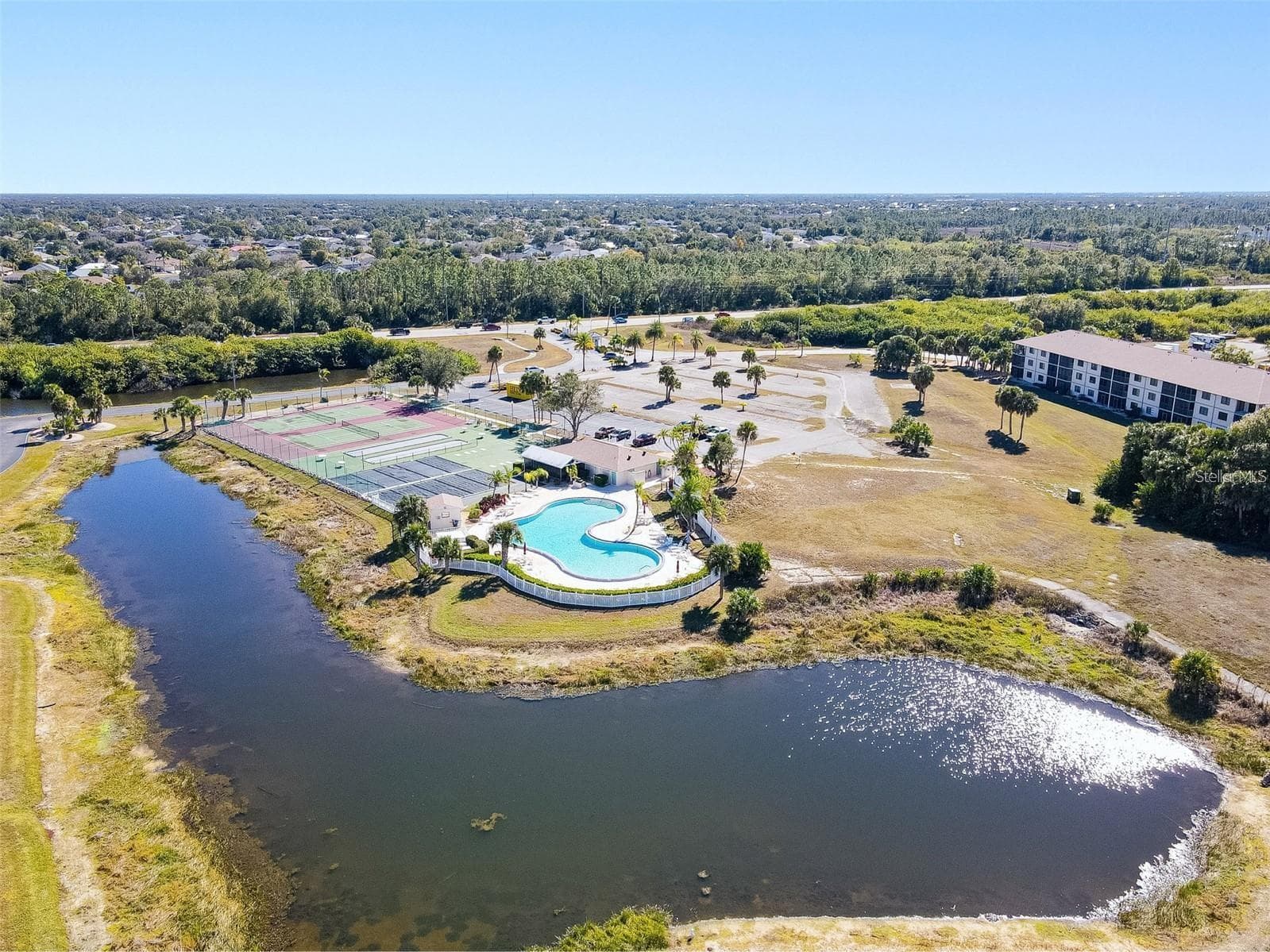Condominium at 175 KINGS HWY #324, PUNTA GORDA, photo 34 of 47