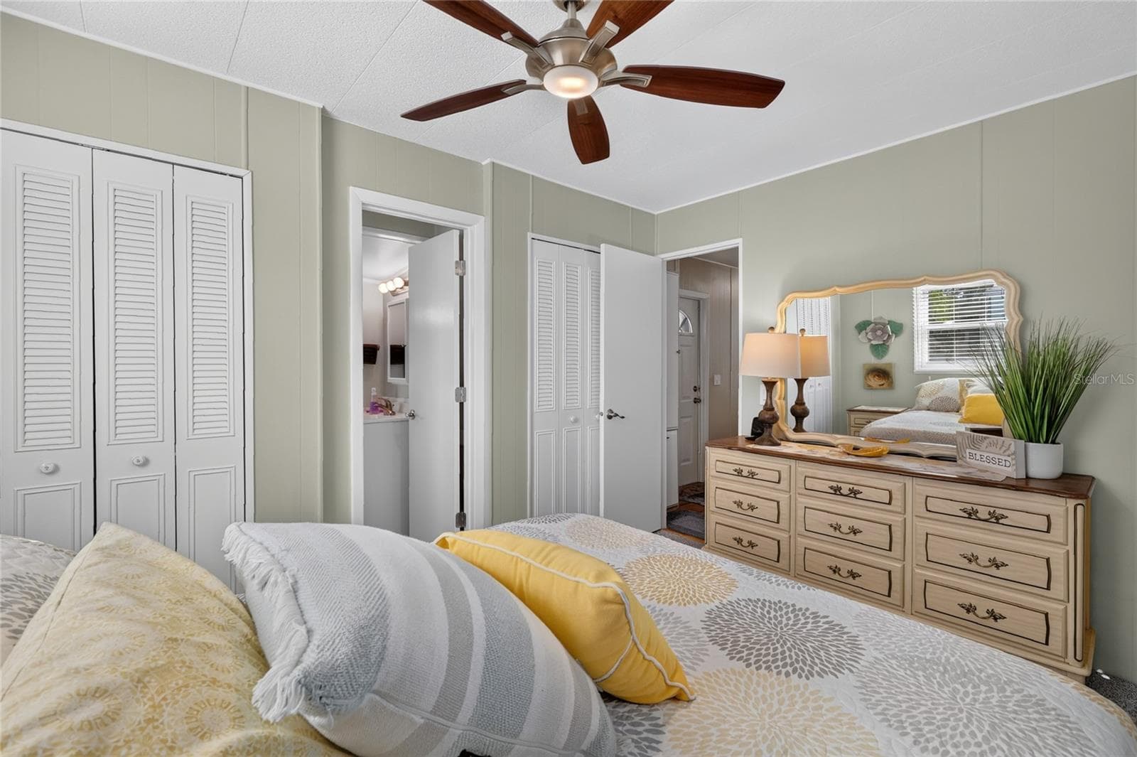 Primary Bedroom view #2 - 565 TAMMI DR, LEESBURG