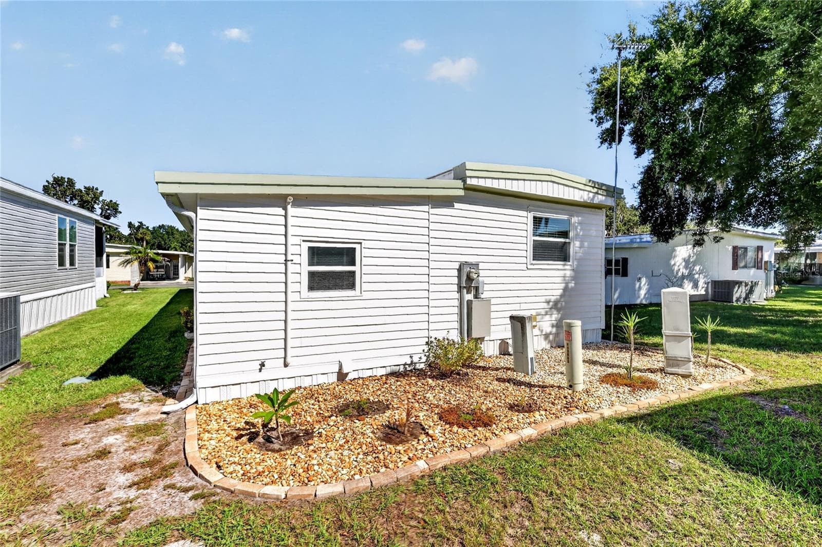 Rear elevation - 565 TAMMI DR, LEESBURG