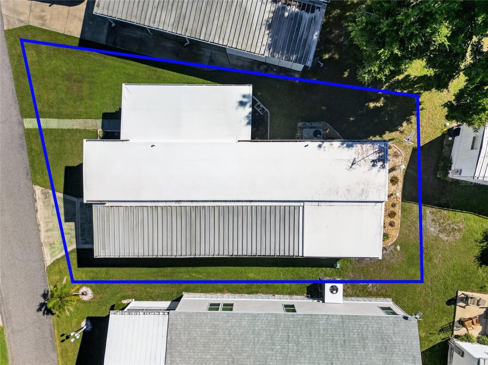 Drone overhead of Property - 565 TAMMI DR, LEESBURG