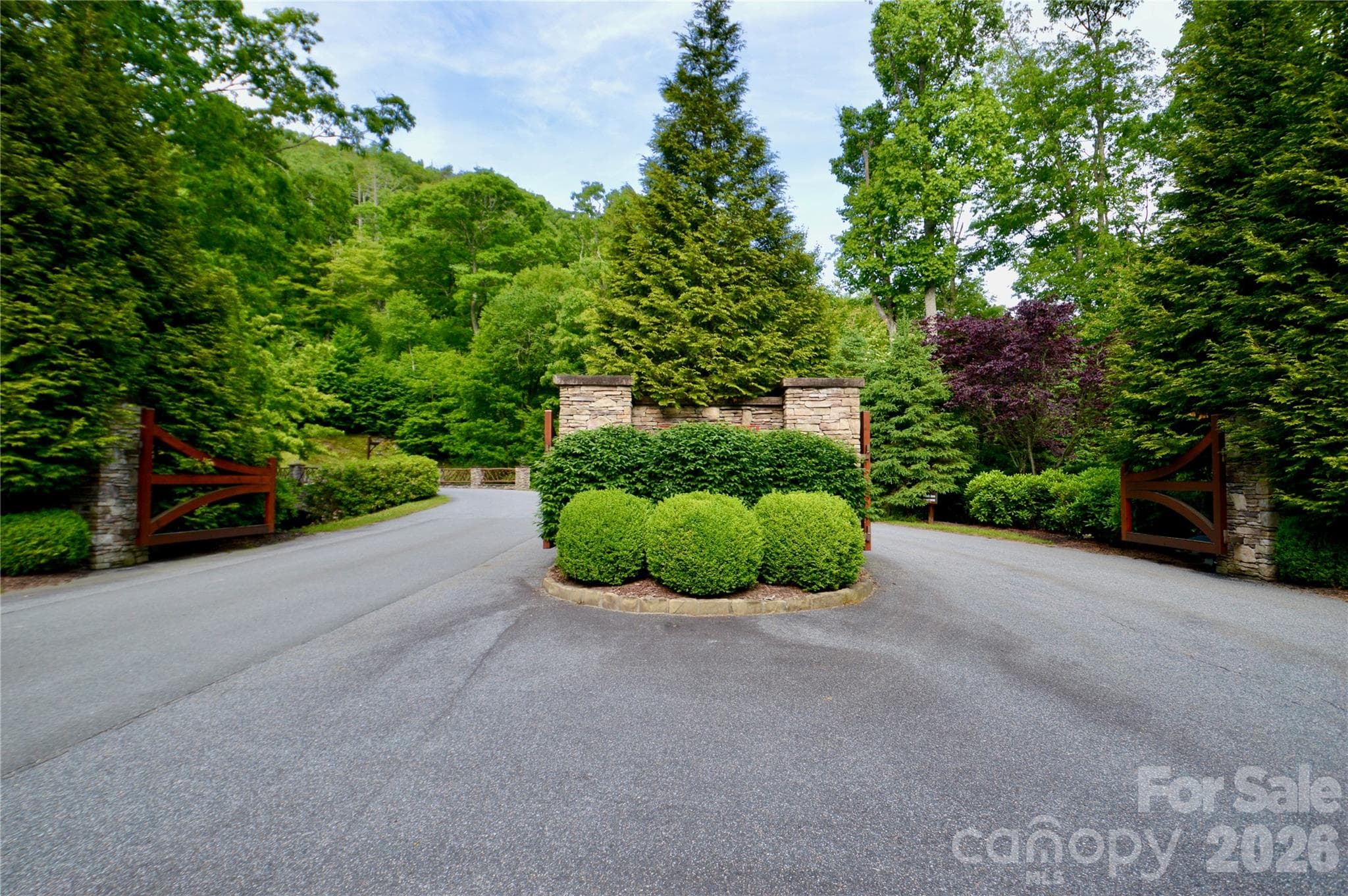 Lot at 125 Stoneledge Lane, Blowing Rock, photo 18 of 33