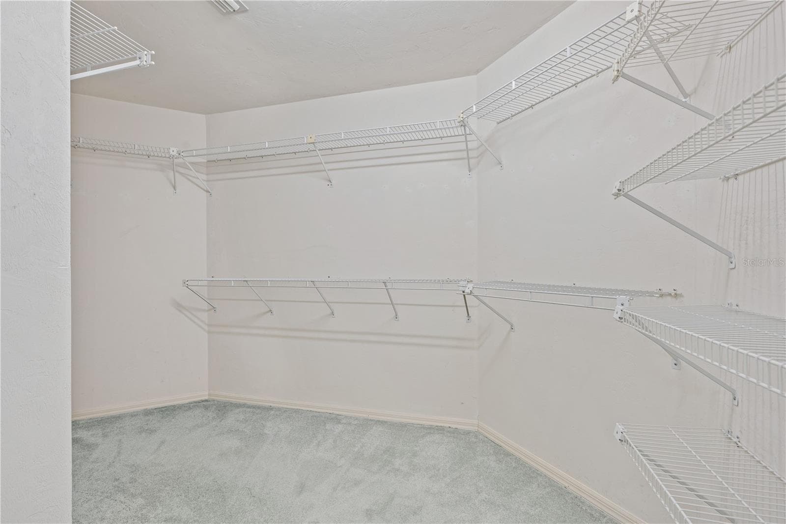 Huge Walk In Closet - 245 GLENBRIAR CIR, DAYTONA BEACH