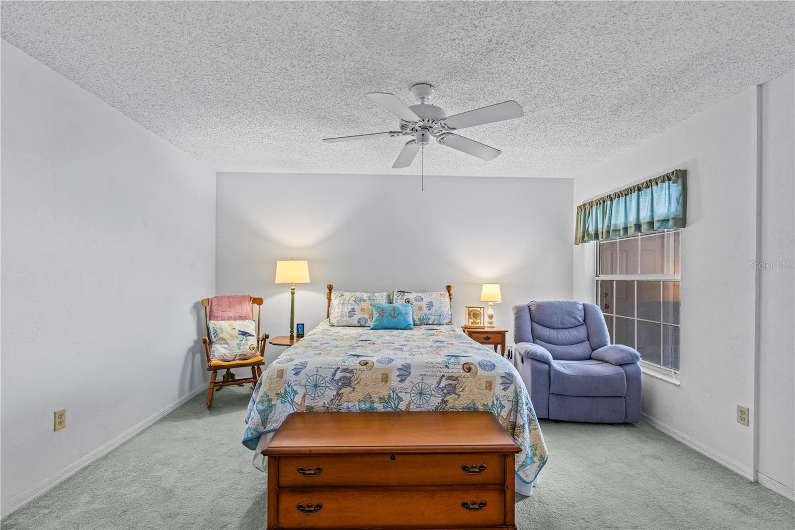 Very Spacious - 245 GLENBRIAR CIR, DAYTONA BEACH