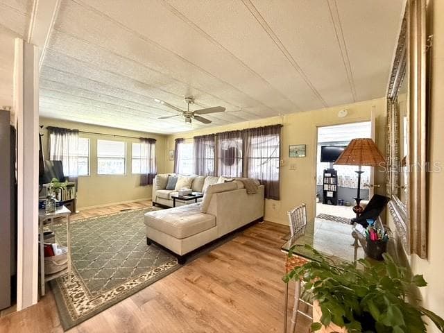 Manufactured Home at 113 W SAINT LUCIA LOOP, APOLLO BEACH, photo 3 of 15