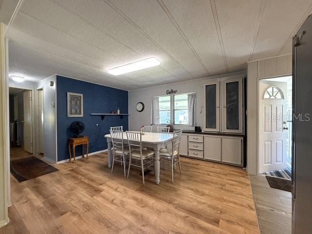 Manufactured Home at 113 W SAINT LUCIA LOOP, APOLLO BEACH, photo 6 of 15