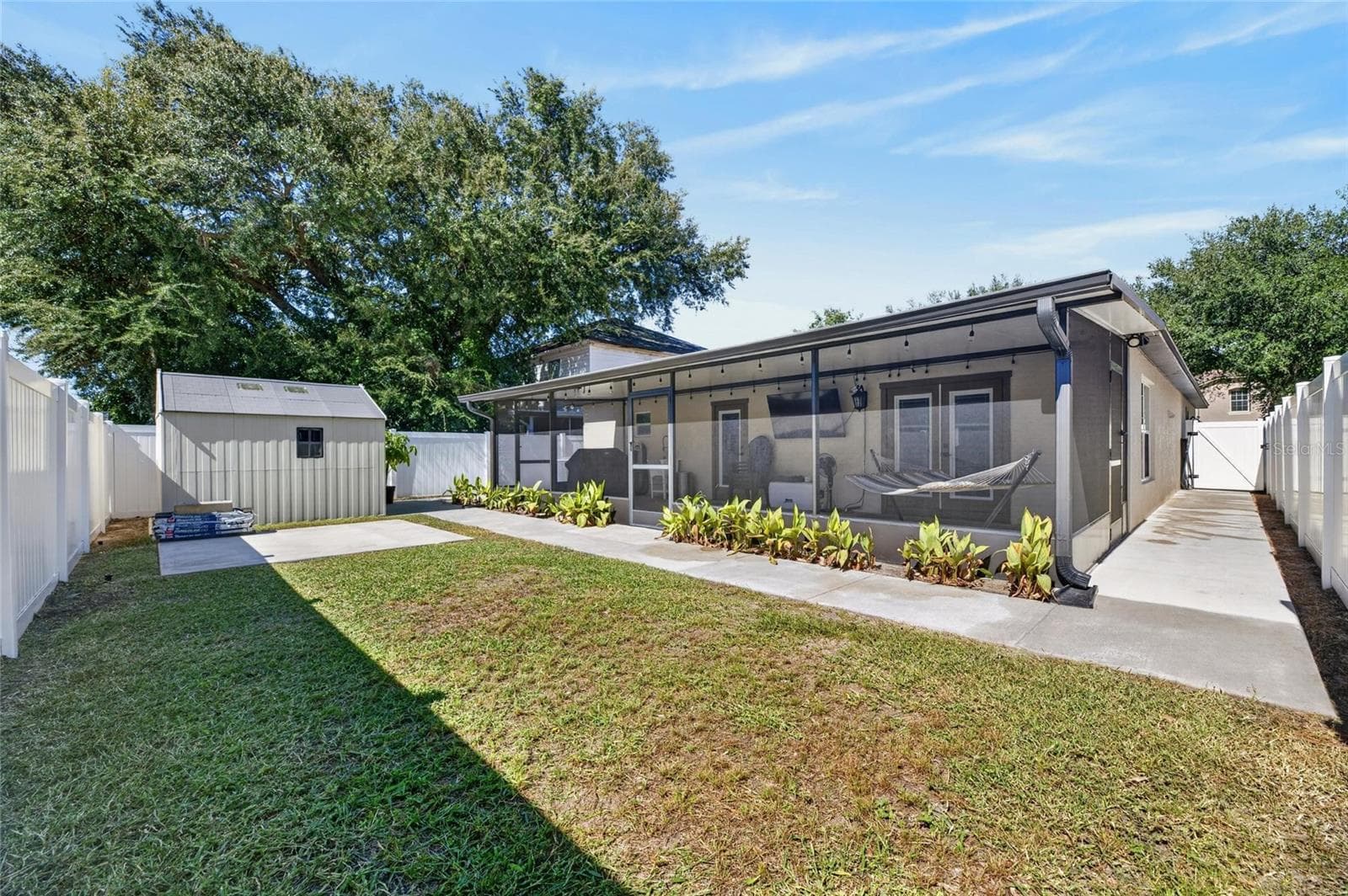 Single Family Residence at 13531 COPPER HEAD DR, RIVERVIEW, photo 56 of 73