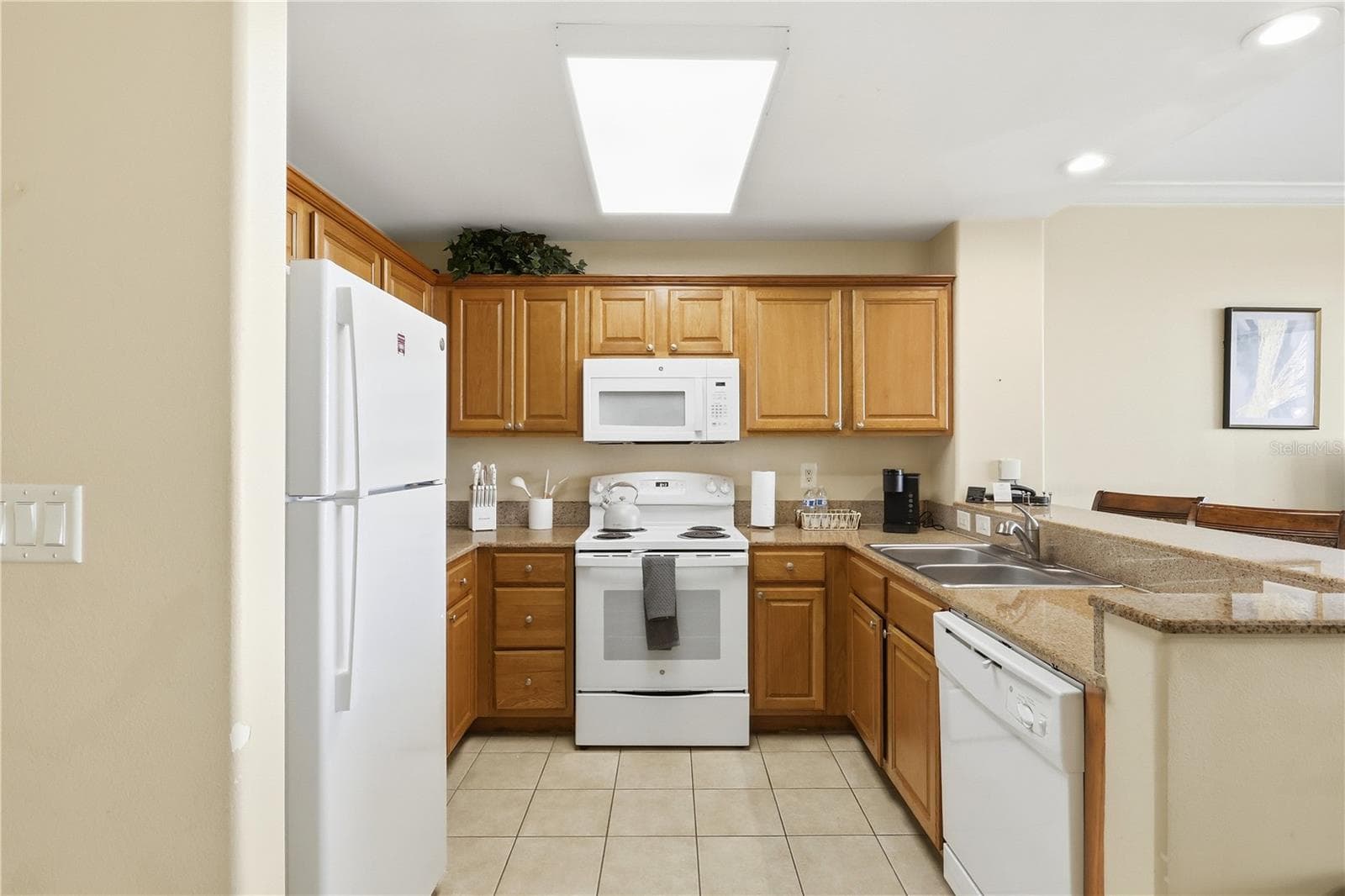 Condo - Hotel at 13415 BLUE HERON BEACH DR #308, ORLANDO, photo 18 of 53